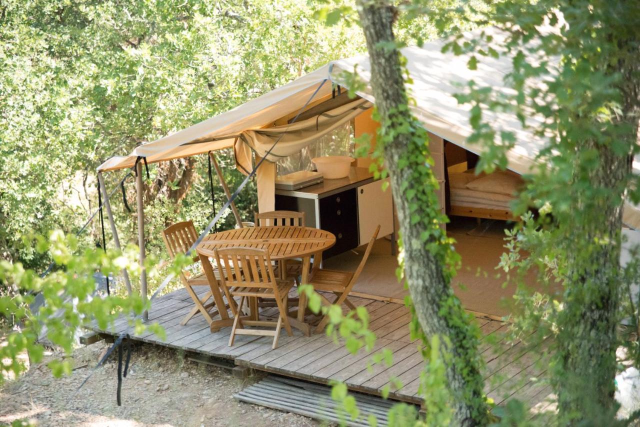 Camping La Grangeonne 에스파롱-드-베르동 외부 사진