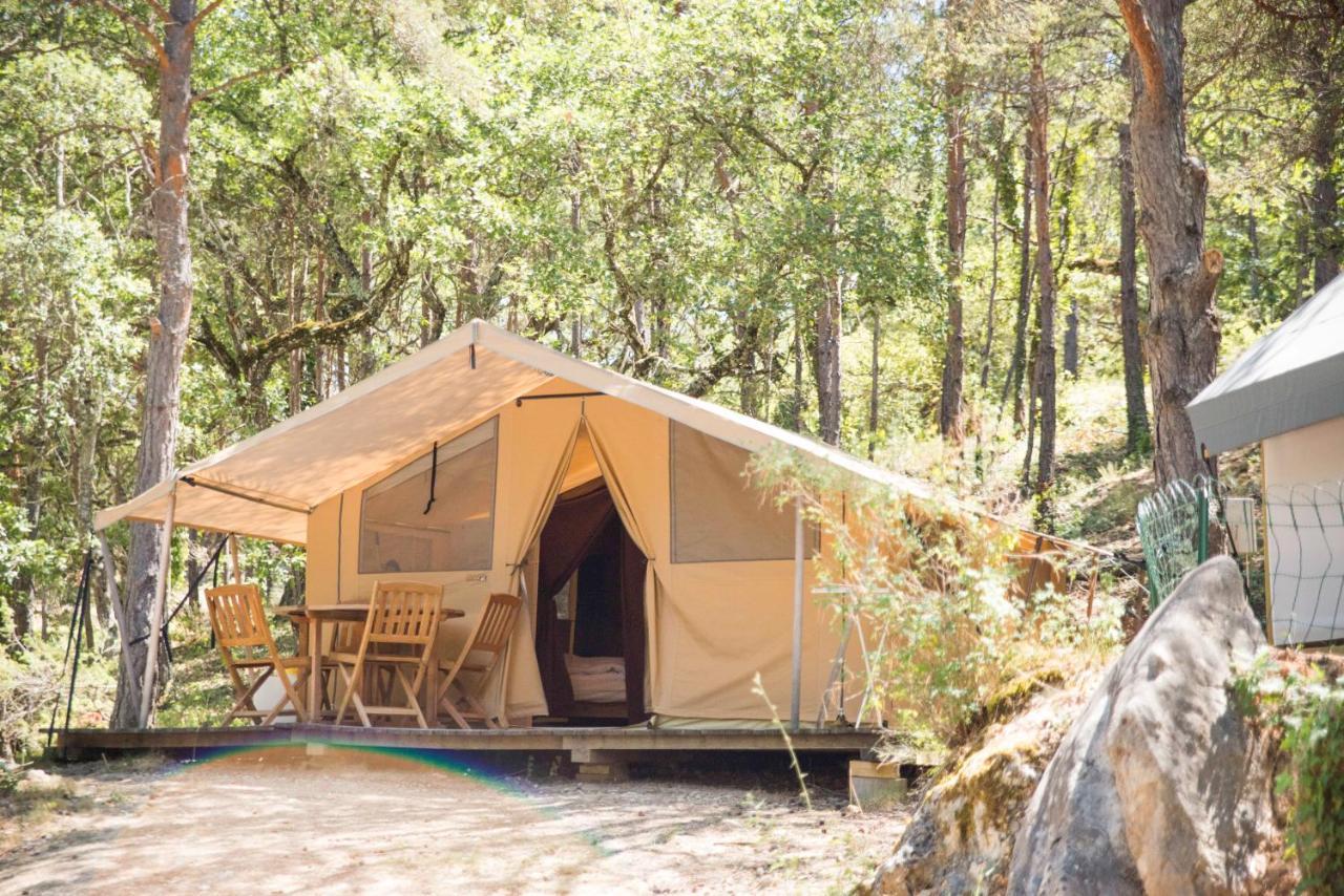 Camping La Grangeonne 에스파롱-드-베르동 외부 사진